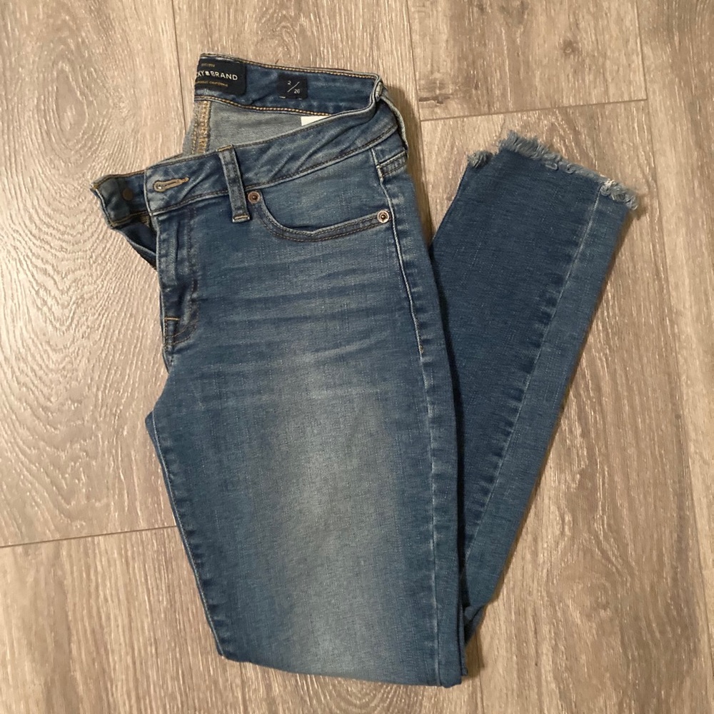 Lucky brand jeans distressed hem